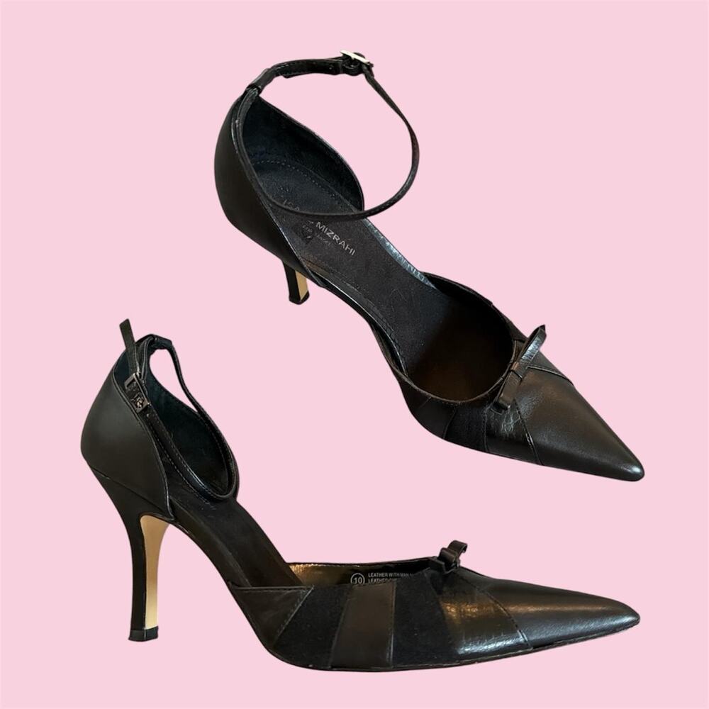 Isaac Mizrahi black leather stiletto heels with bow detail, size US 10